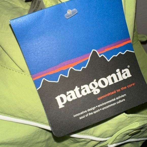 NWT Patagonia women’s bottom out boardie green shorts 10 - Picture 9 of 10